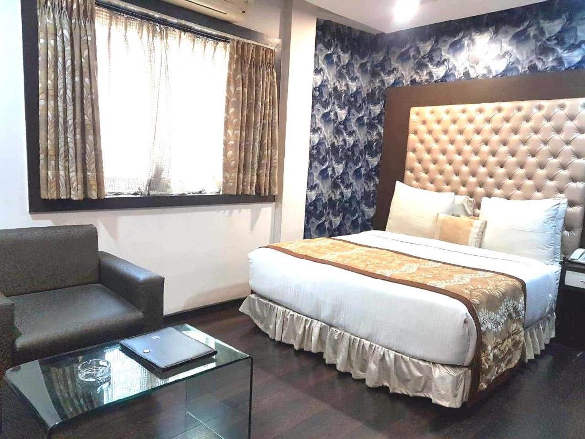 Hotel Lee International Kalküta Dış mekan fotoğraf