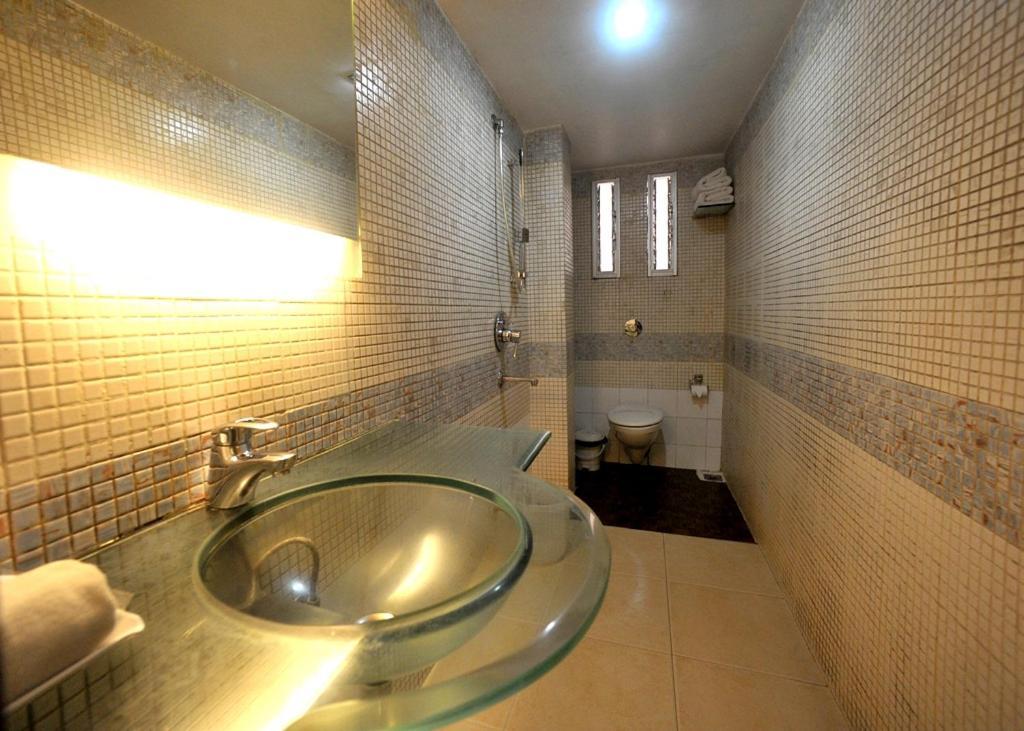 Hotel Lee International Kalküta Dış mekan fotoğraf