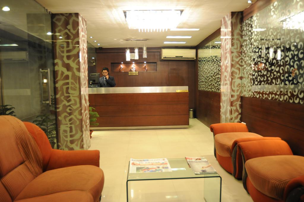 Hotel Lee International Kalküta Dış mekan fotoğraf