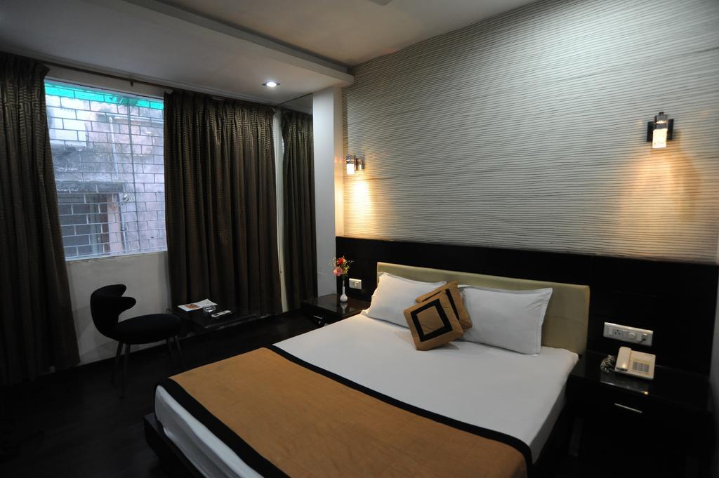 Hotel Lee International Kalküta Dış mekan fotoğraf