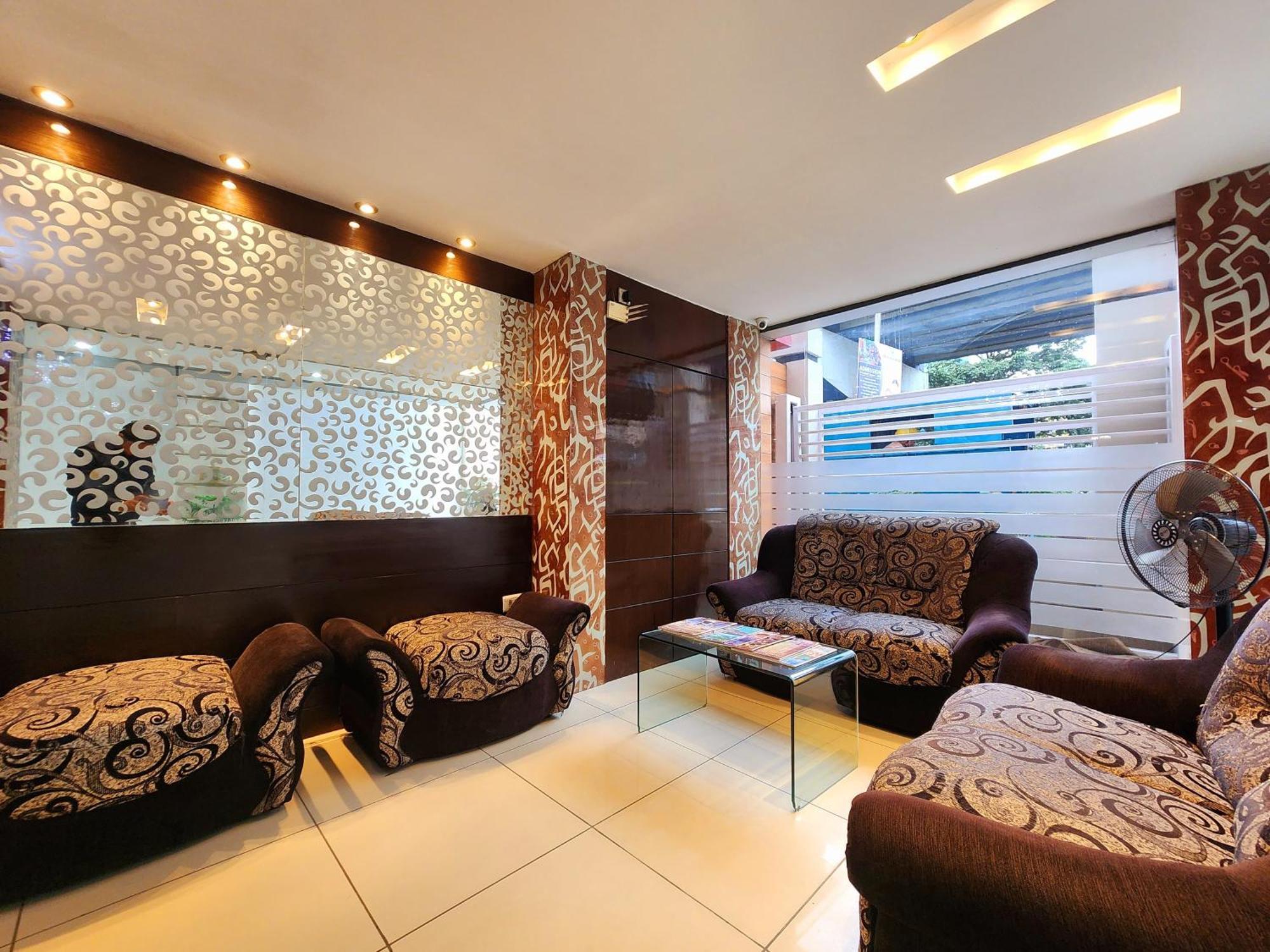 Hotel Lee International Kalküta Dış mekan fotoğraf