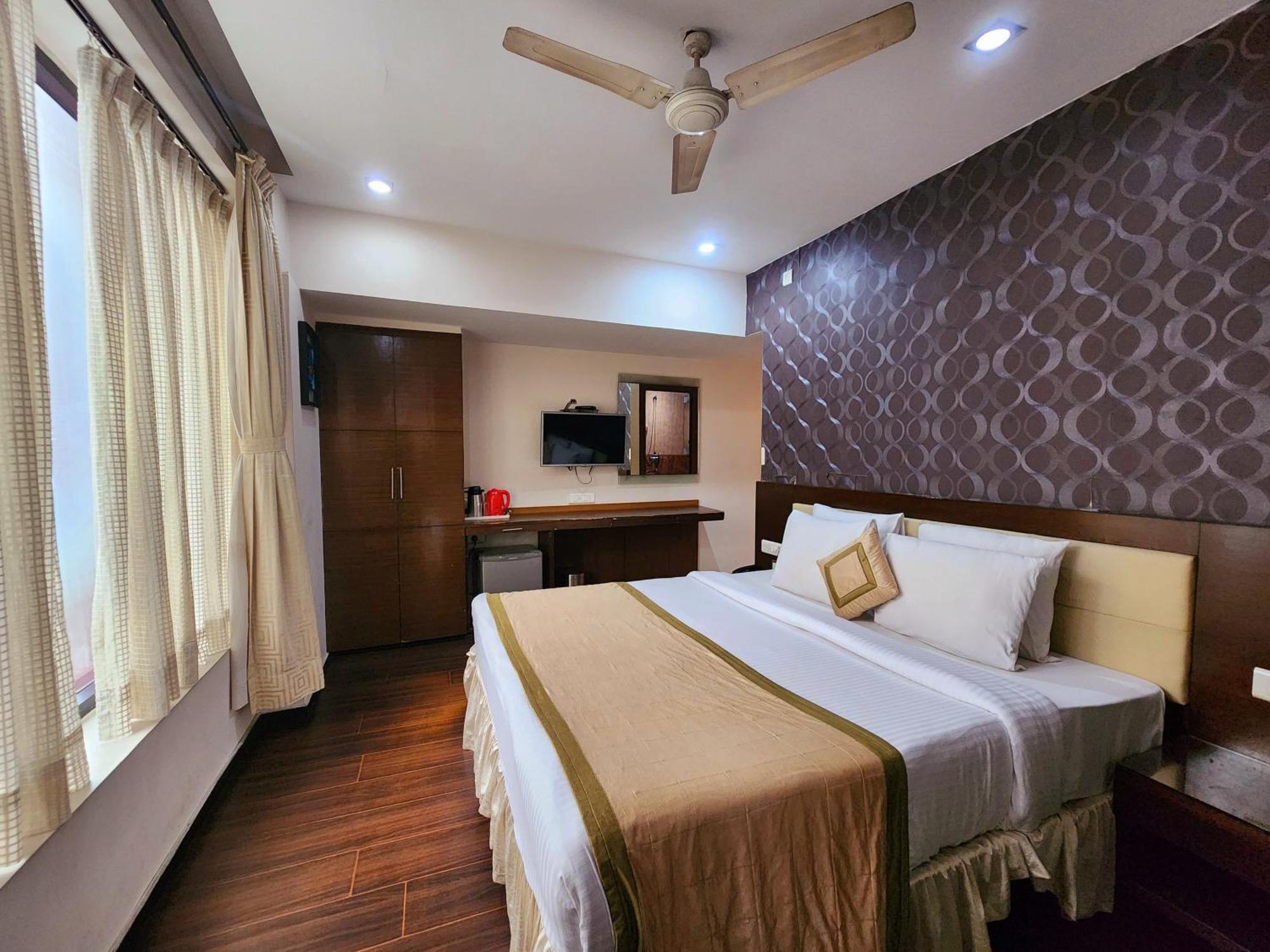 Hotel Lee International Kalküta Dış mekan fotoğraf